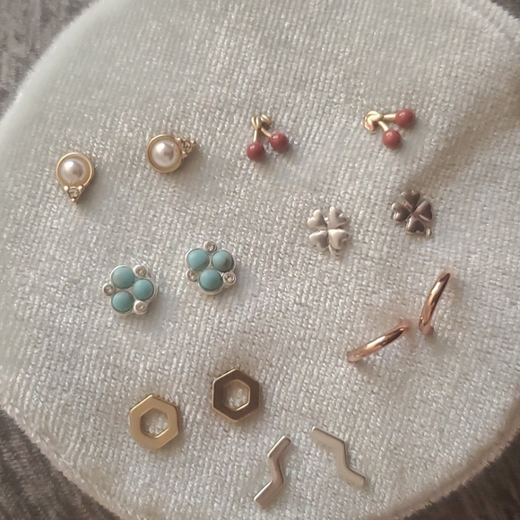 Lucky Brand Multi Tones Studs Earrings Set of 7-Pc. Semi Precious Accents - Picture 2 of 4